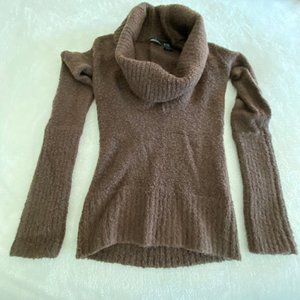 Chunky Cowl Neck Sweater - xs